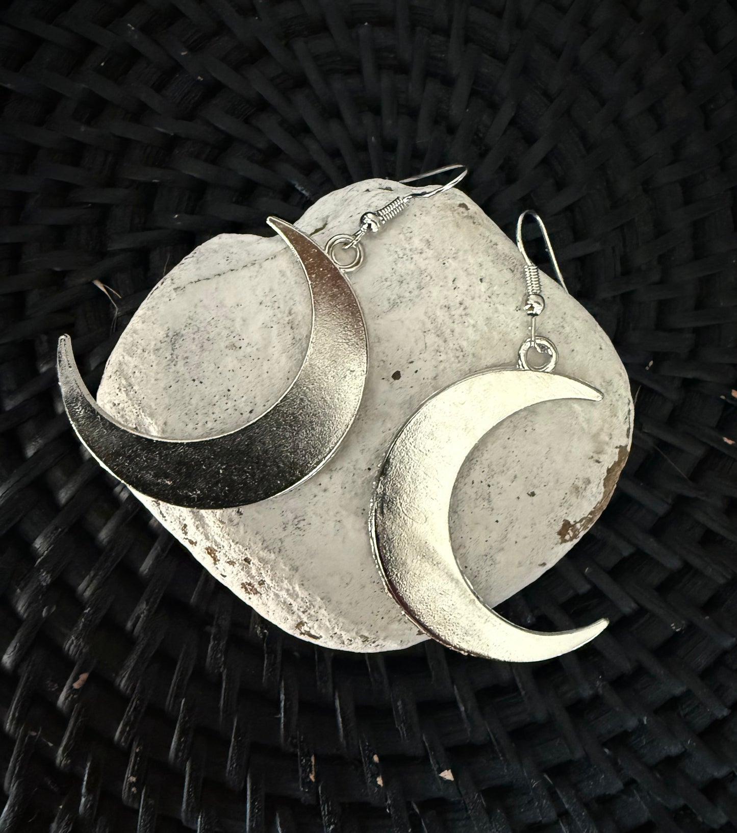 Silver Crescent Moon Earrings