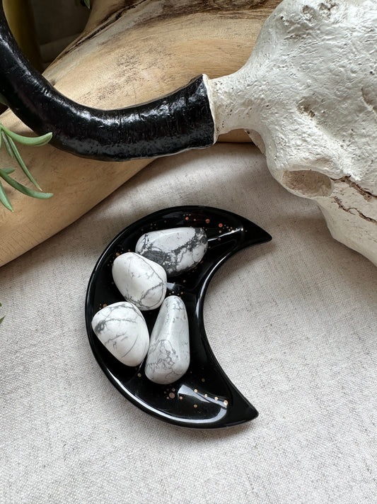 White Howlite - Tumblestone