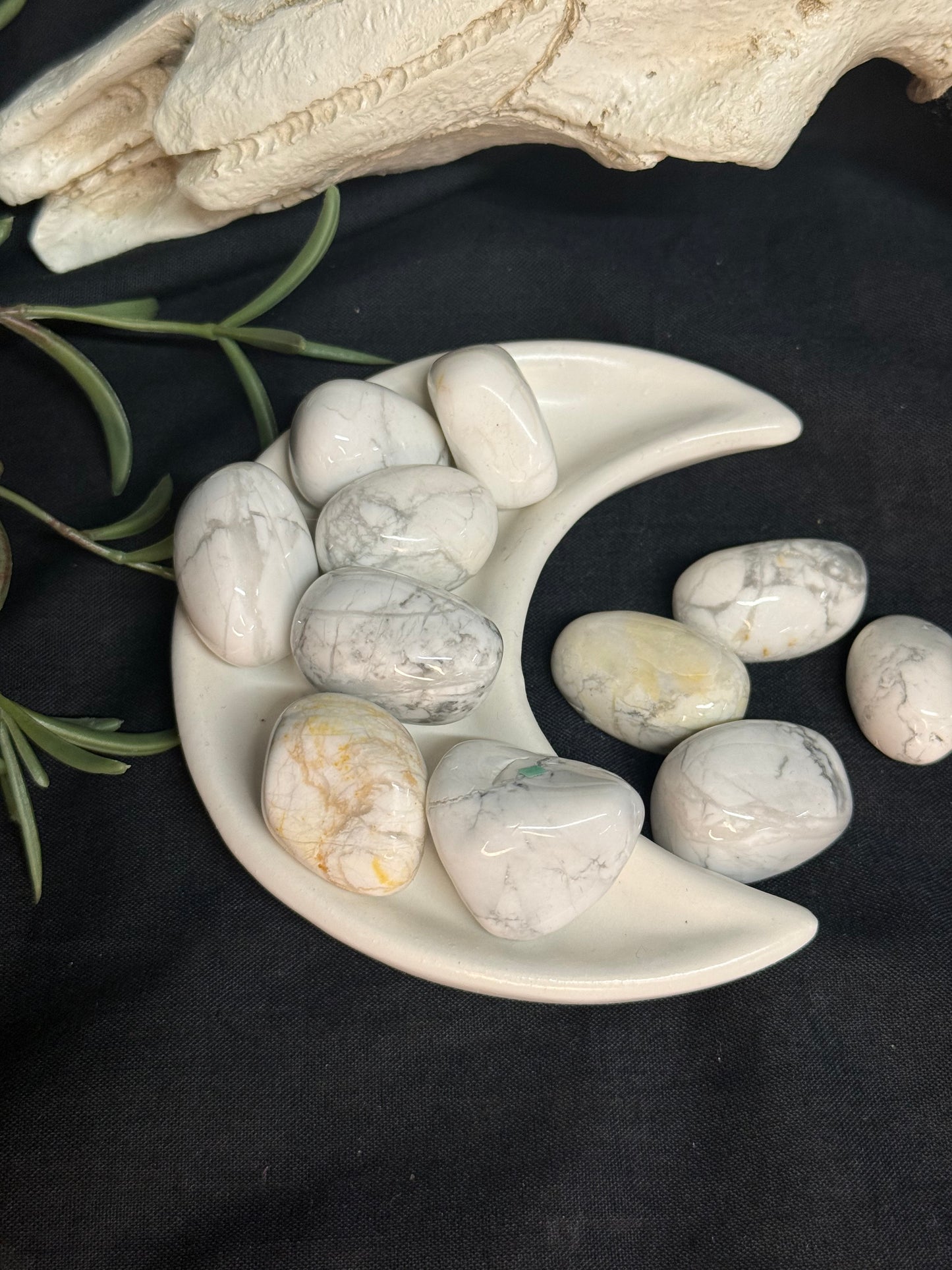 White Howlite - Tumblestone